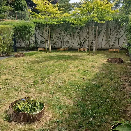 Cosy A Avec Terrasse Et Jardin Appartement